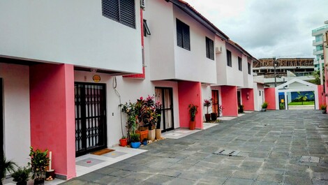 Triplex in Caiobá-Matinhos-Pr 200 meters from the sea