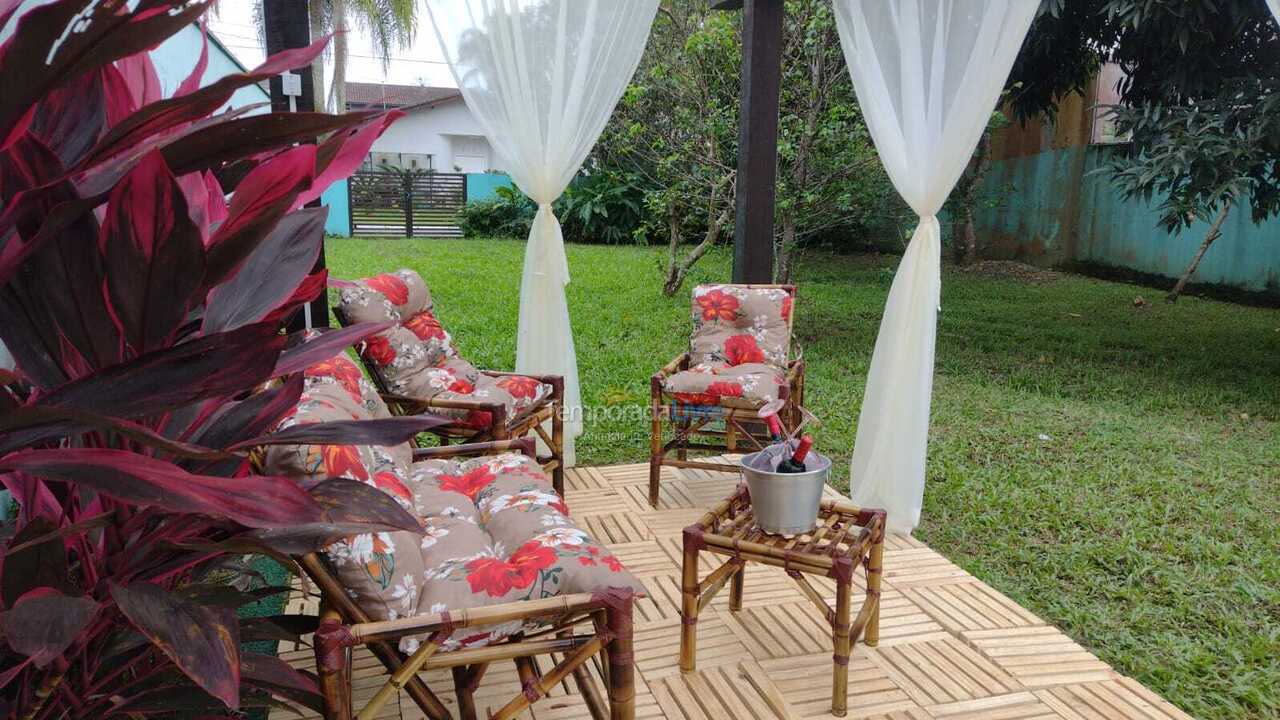 Casa para aluguel de temporada em Guarujá (Praia do Pernambuco)