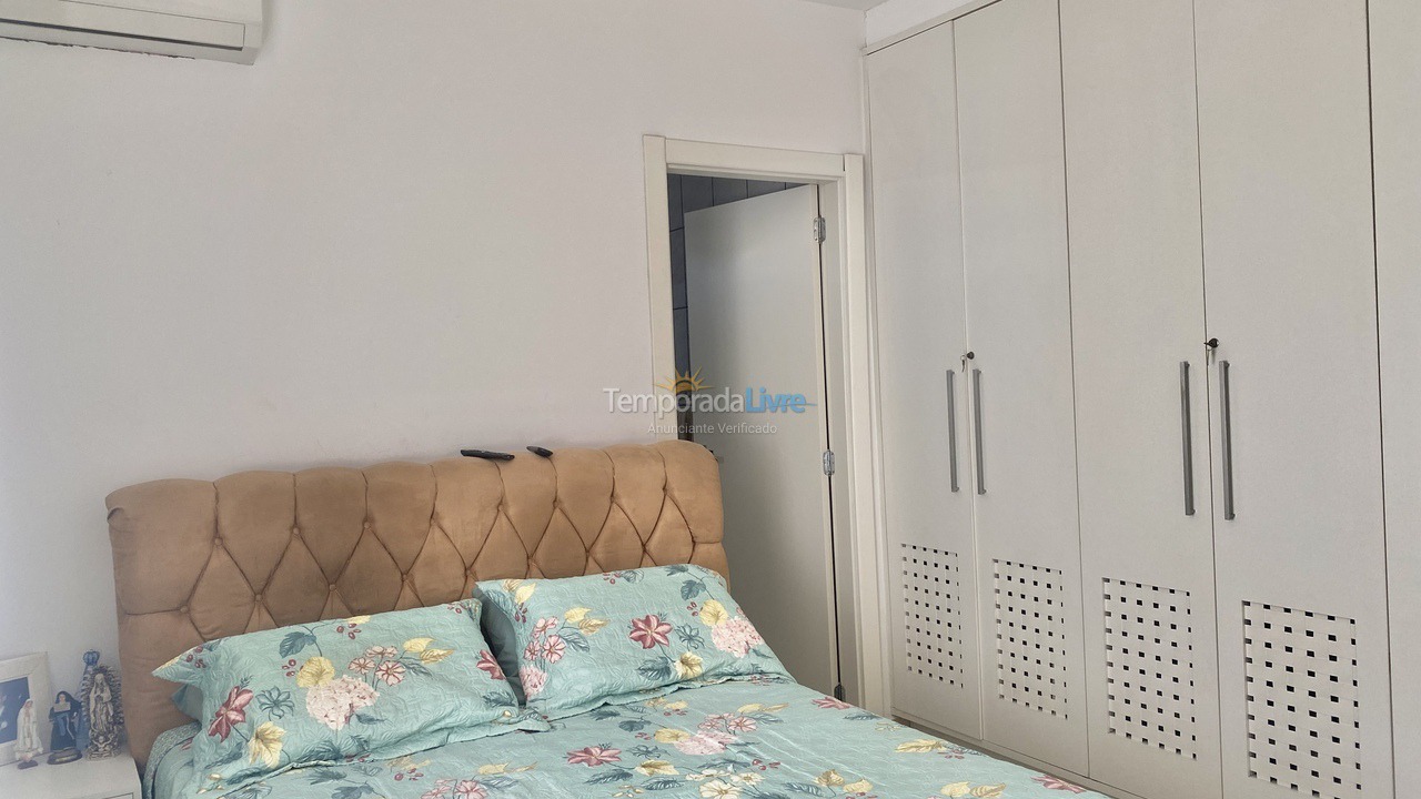 Casa para aluguel de temporada em Porto Belo (Centro)