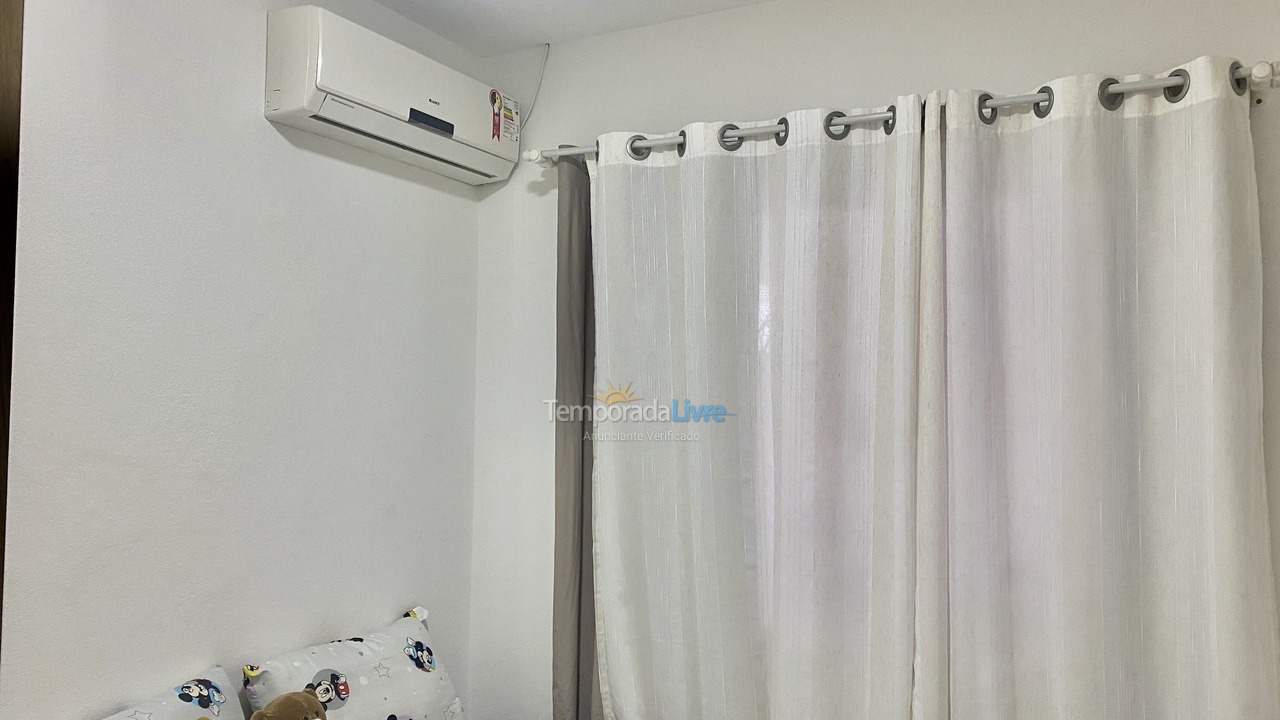 Casa para aluguel de temporada em Porto Belo (Centro)