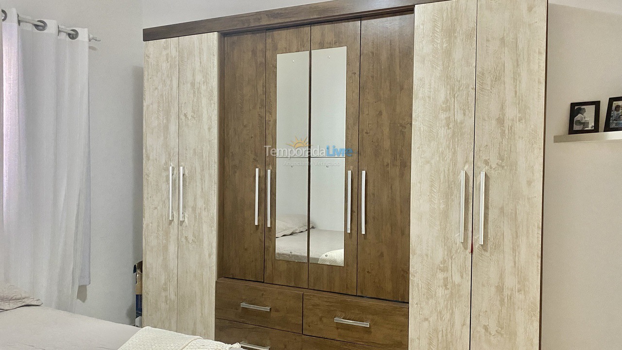 Casa para aluguel de temporada em Porto Belo (Centro)