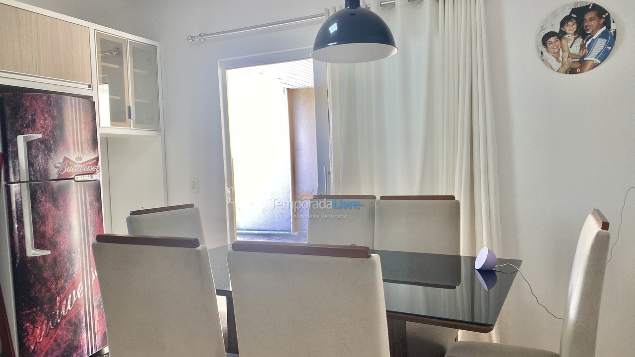 Casa para aluguel de temporada em Porto Belo (Centro)