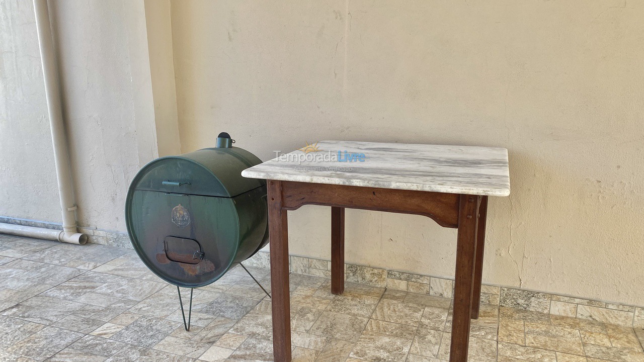 Casa para aluguel de temporada em Porto Belo (Centro)