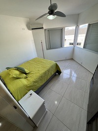 EXCELENTE APARTAMENTO DE 2 HABITACIONES A 30 METROS DEL MAR.