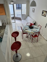 EXCELENTE APARTAMENTO DE 2 HABITACIONES A 30 METROS DEL MAR.