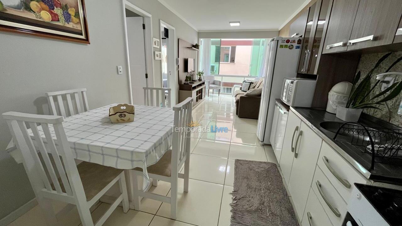 Apartment for vacation rental in Itapema (Meia Praia)