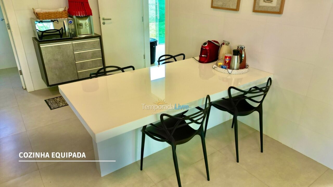 Casa para alquiler de vacaciones em Camaçari (Praia de Guarajuba)