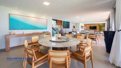 ¡Mansión frente al mar con 8 suites en Praia do Forte!