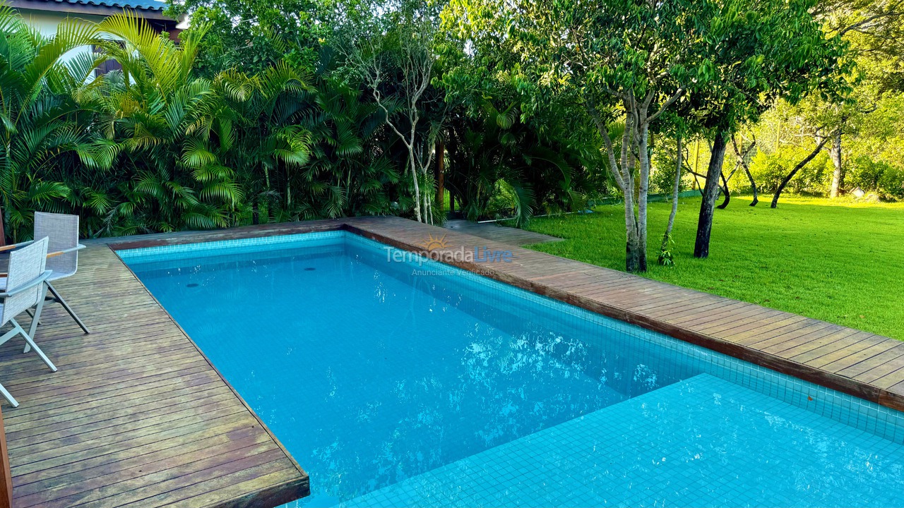 Casa para aluguel de temporada em Mata de São João (Praia do Forte)