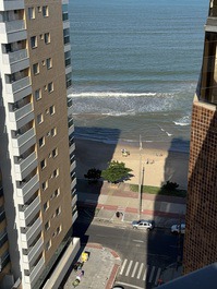 Cobertura C/piscina e churrasqueira p/ 15 pessoas, 2 Suítes C/Ar cond.