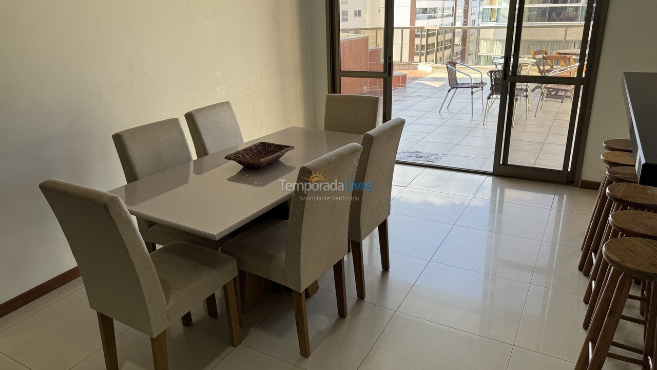 Apartamento para aluguel de temporada em Guarapari (Praia do Morro)