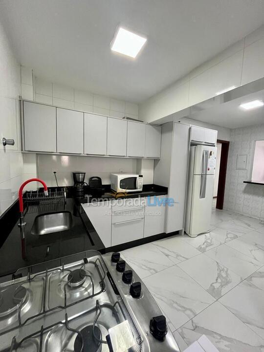 Apartamento para alquiler de vacaciones em Itapema (Meia Praia)