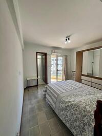 Apartamento de 4 habitaciones a 90 metros del mar.