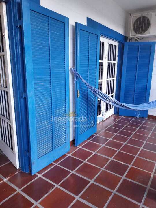 Casa para aluguel de temporada em Caraguatatuba (Martim de Sá)