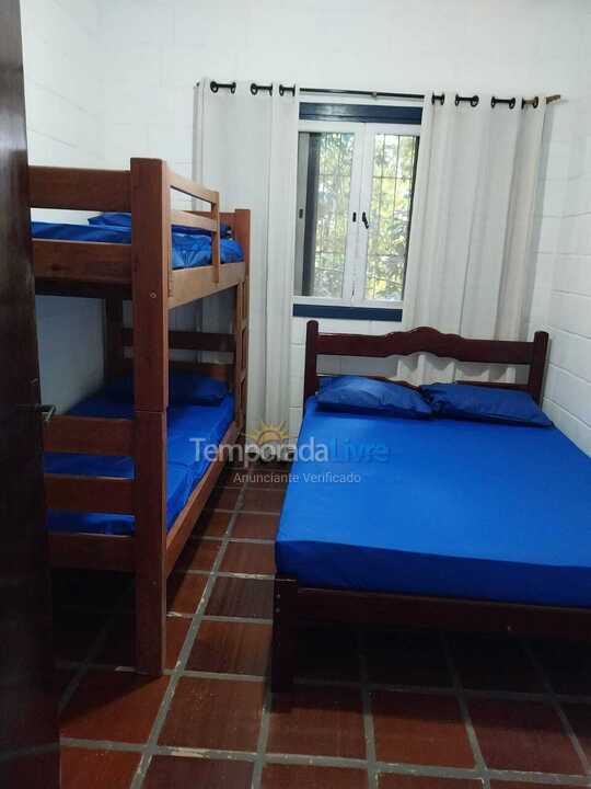 Casa para aluguel de temporada em Caraguatatuba (Martim de Sá)