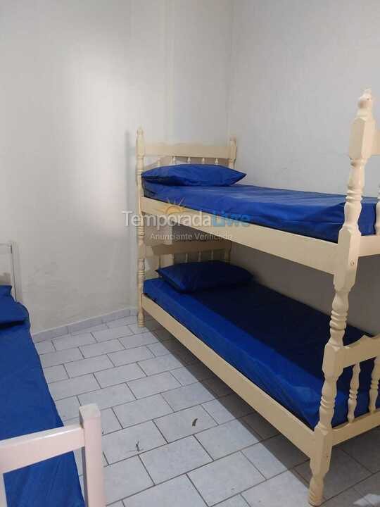 Casa para aluguel de temporada em Caraguatatuba (Martim de Sá)