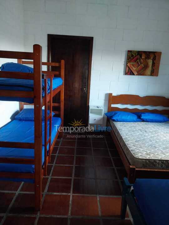 Casa para aluguel de temporada em Caraguatatuba (Martim de Sá)