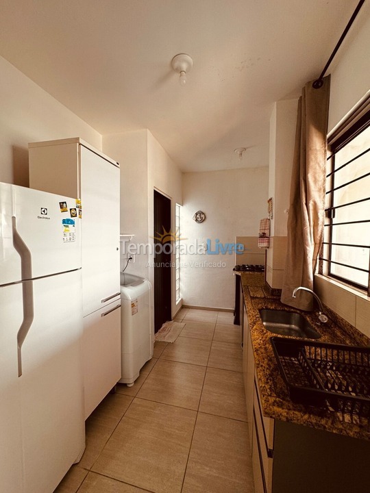 Casa para aluguel de temporada em Bombinhas (Praia de Bombas)