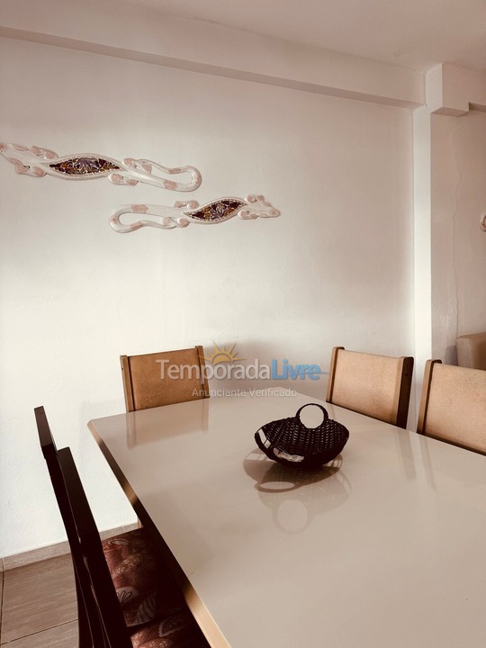 Casa para aluguel de temporada em Bombinhas (Praia de Bombas)