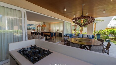 Luxury Beachfront Mansion in Muro Alto - PE