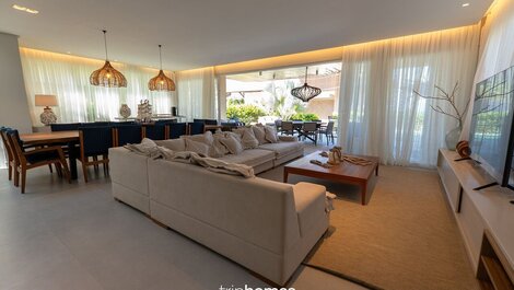 Luxury Beachfront Mansion in Muro Alto - PE