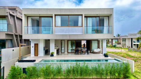 Casa de Alto Estándar 8 Suites en Praia do Forte en el Condominio Praia Bella