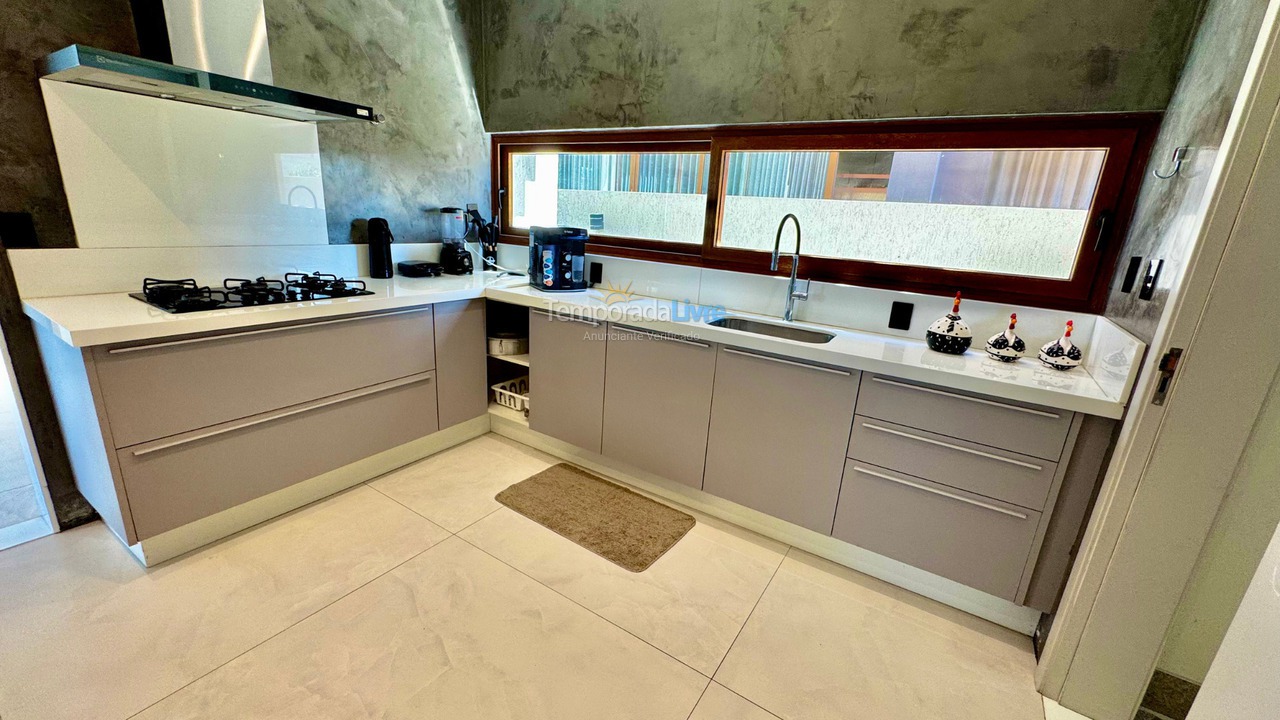 Casa para alquiler de vacaciones em Camaçari (Praia de Guarajuba)