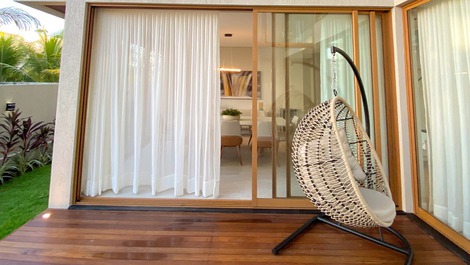 Mansion in Guarajuba with 7 Suites 50m from the Beach