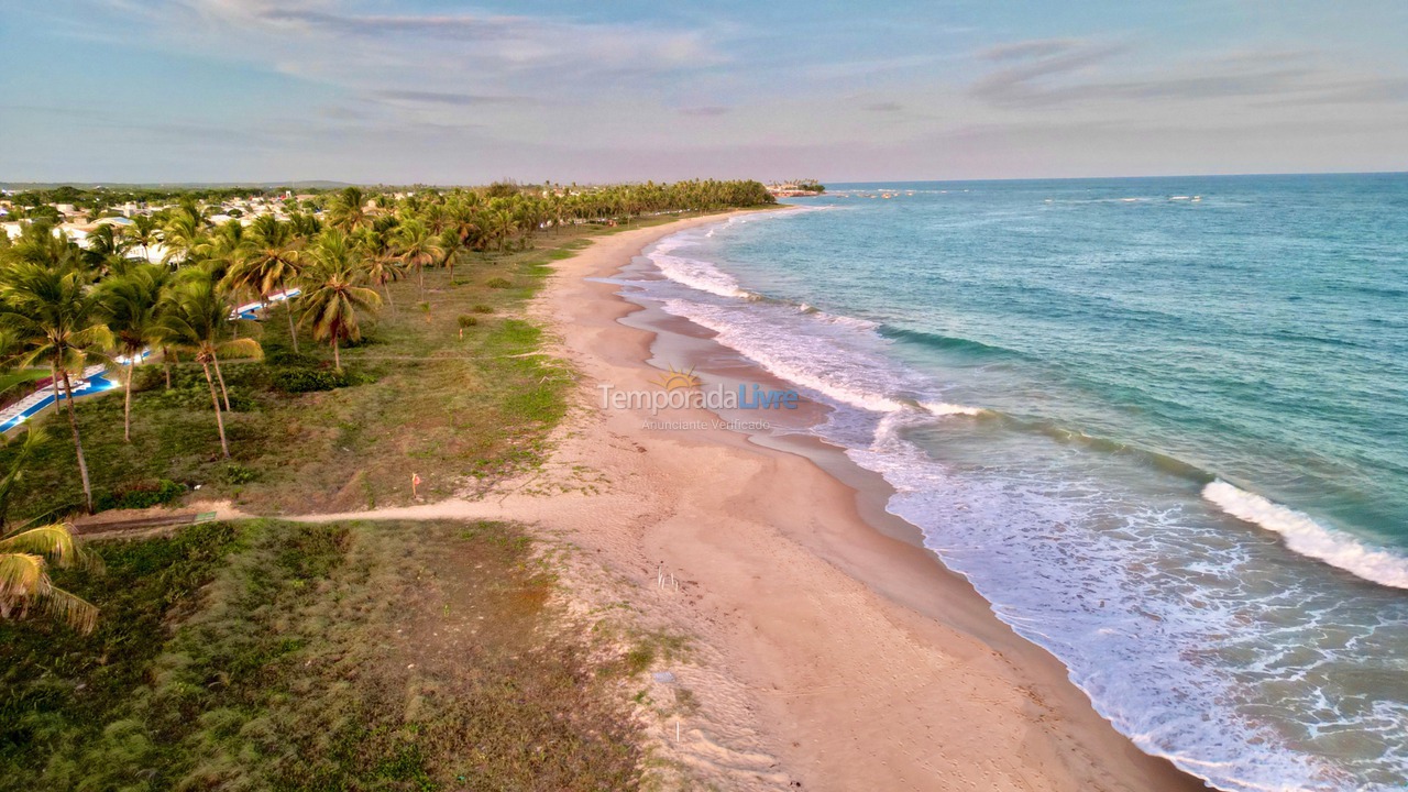 Casa para aluguel de temporada em Camaçari (Praia de Guarajuba)