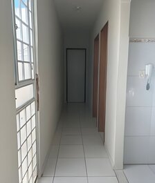 Close to shopping mall, for 10 people, air conditioning and garage