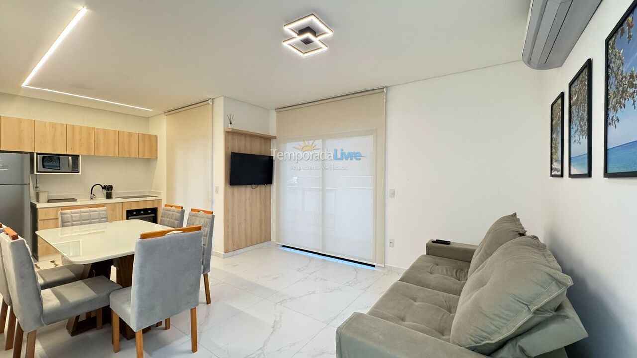 Apartamento para aluguel de temporada em Bombinhas (Canto Grande)