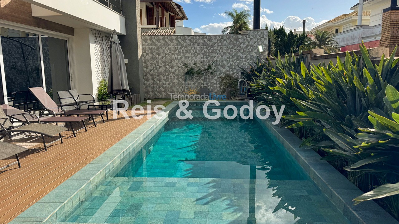 Casa para aluguel de temporada em Florianopolis (Jurerê Internacional)