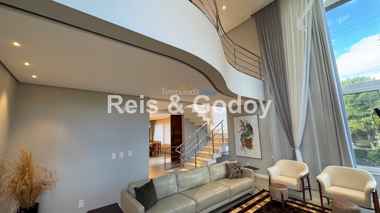 Casa para aluguel de temporada em Florianopolis (Jurerê Internacional)