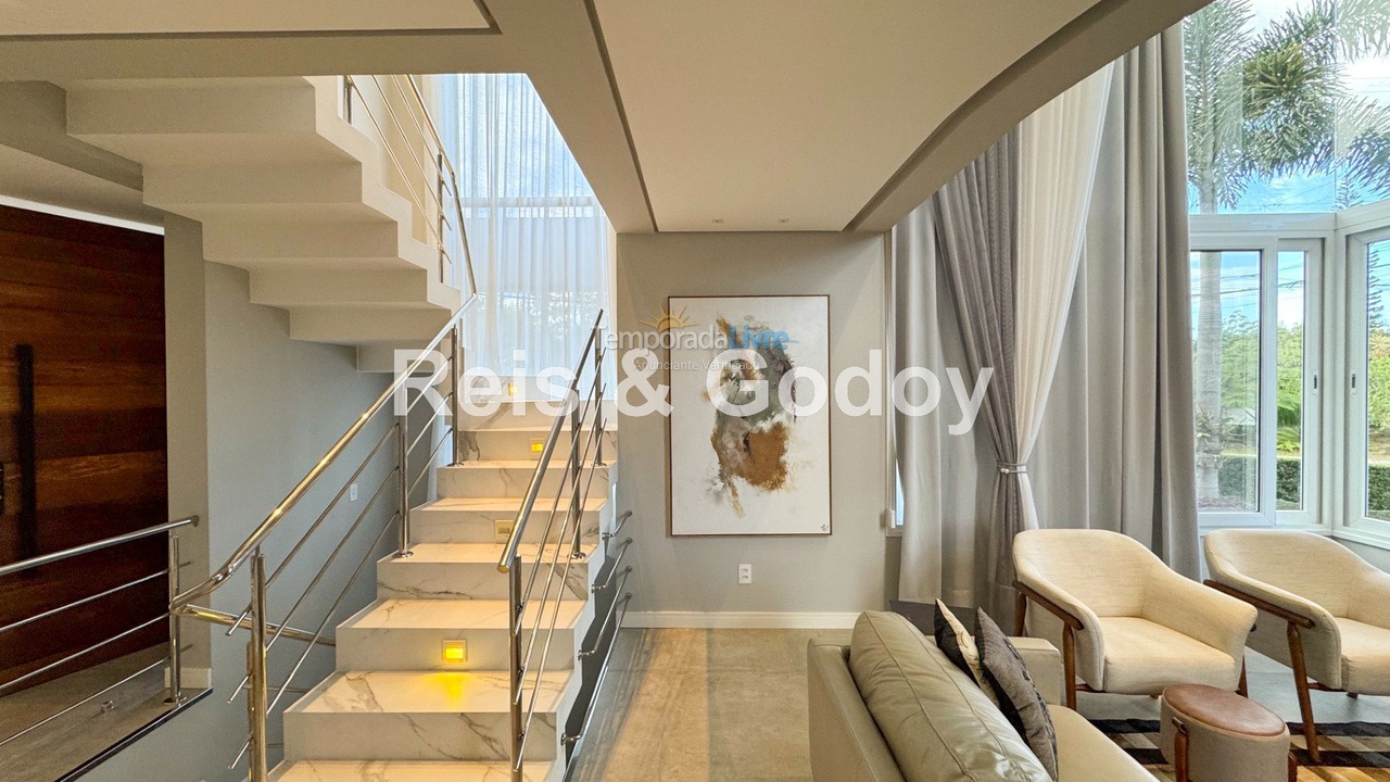 Casa para aluguel de temporada em Florianopolis (Jurerê Internacional)