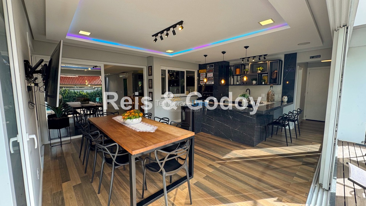 Casa para aluguel de temporada em Florianopolis (Jurerê Internacional)