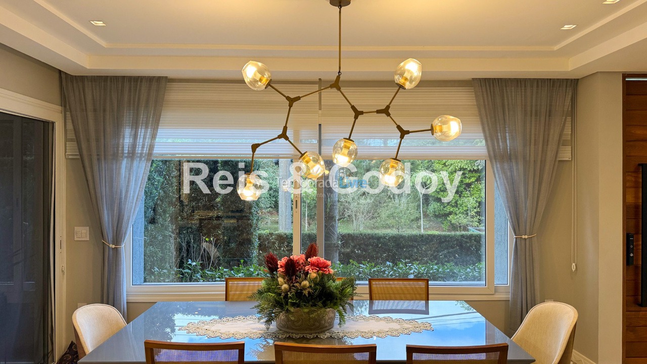 Casa para aluguel de temporada em Florianopolis (Jurerê Internacional)