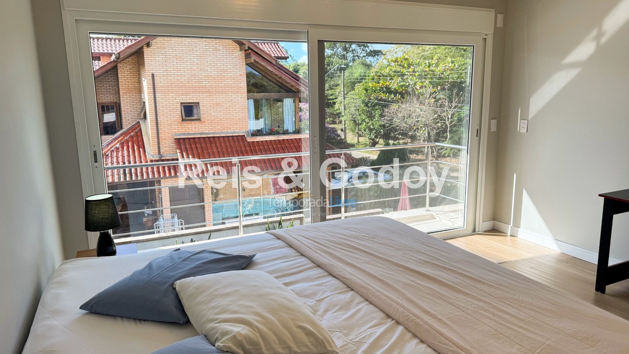 Casa para aluguel de temporada em Florianopolis (Jurerê Internacional)