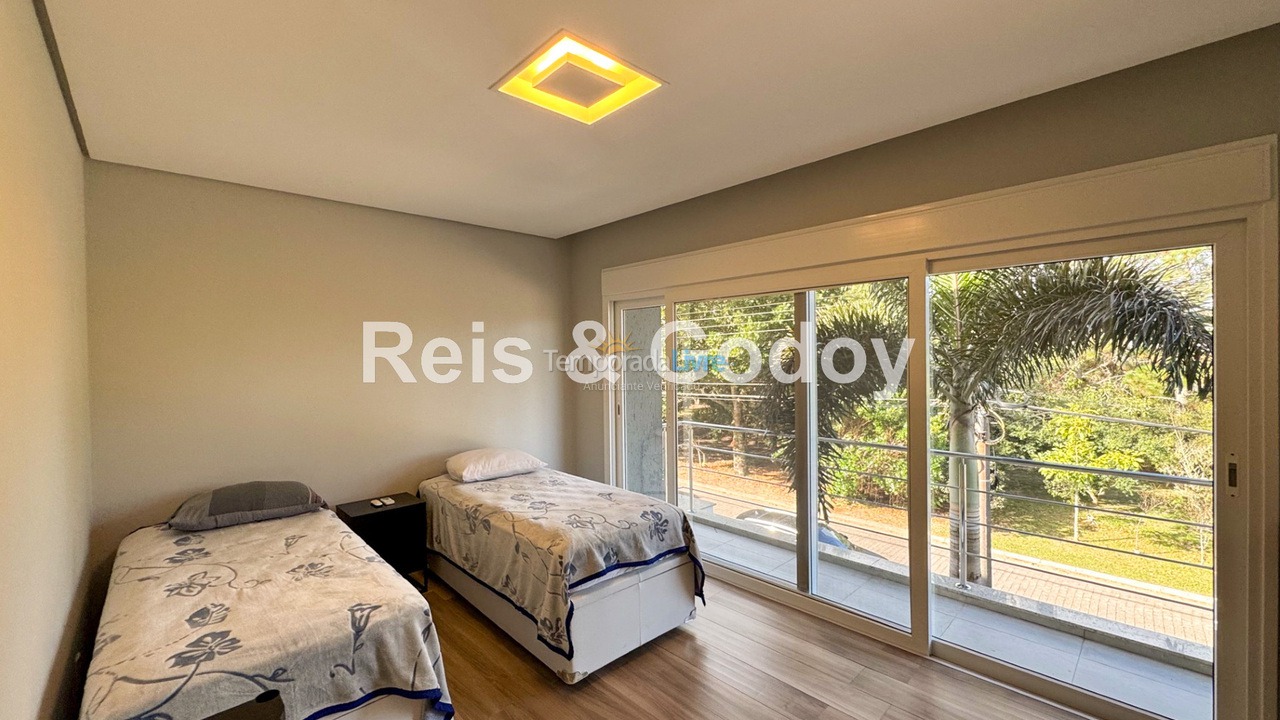 Casa para aluguel de temporada em Florianopolis (Jurerê Internacional)