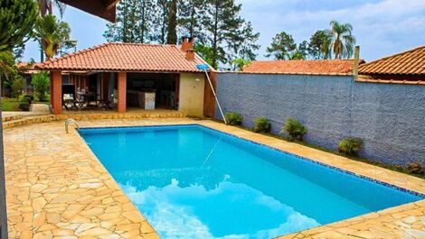 Chácara em Mairinque. Lazer Completo e Tranquilidade para Você!