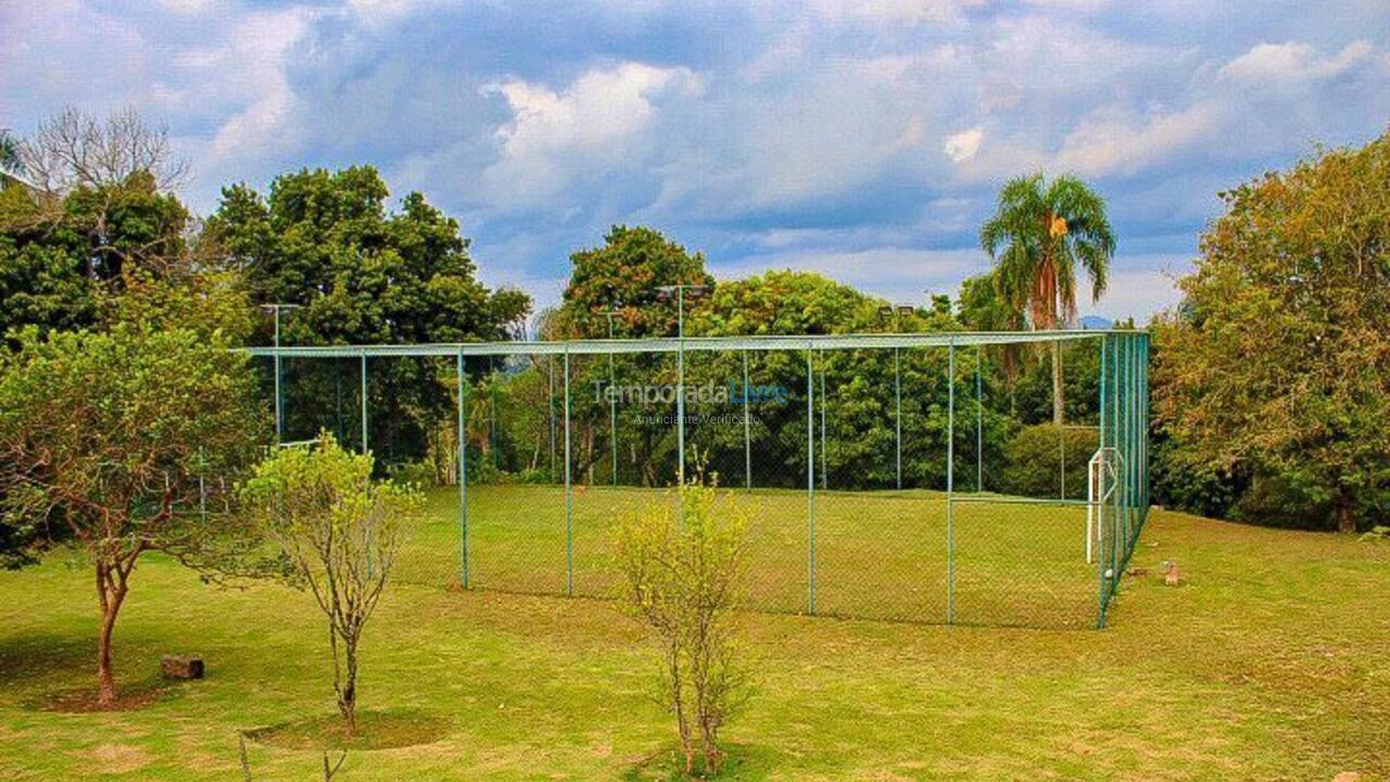 Chácara / sítio para aluguel de temporada em Mairinque (Moreiras)