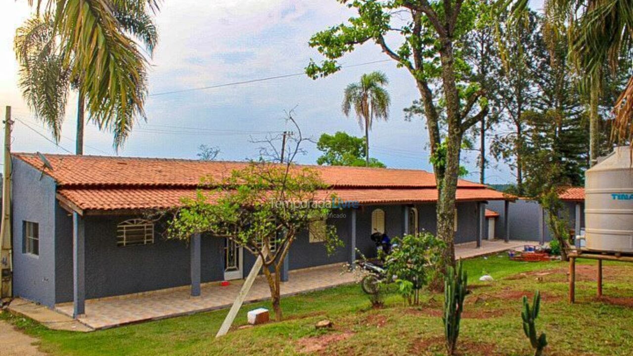 Chácara / sítio para aluguel de temporada em Mairinque (Moreiras)