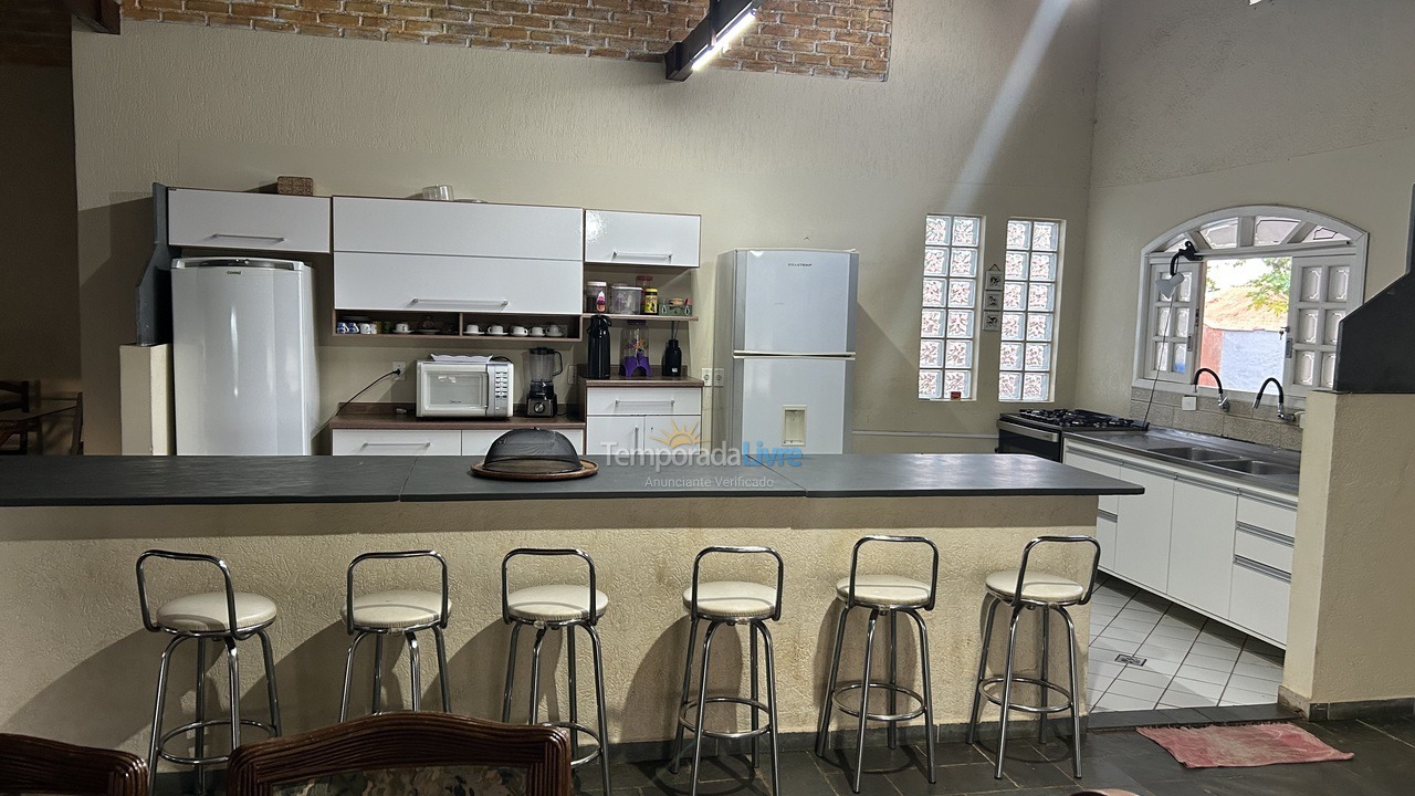 Chácara / sítio para aluguel de temporada em Mairinque (Moreiras)