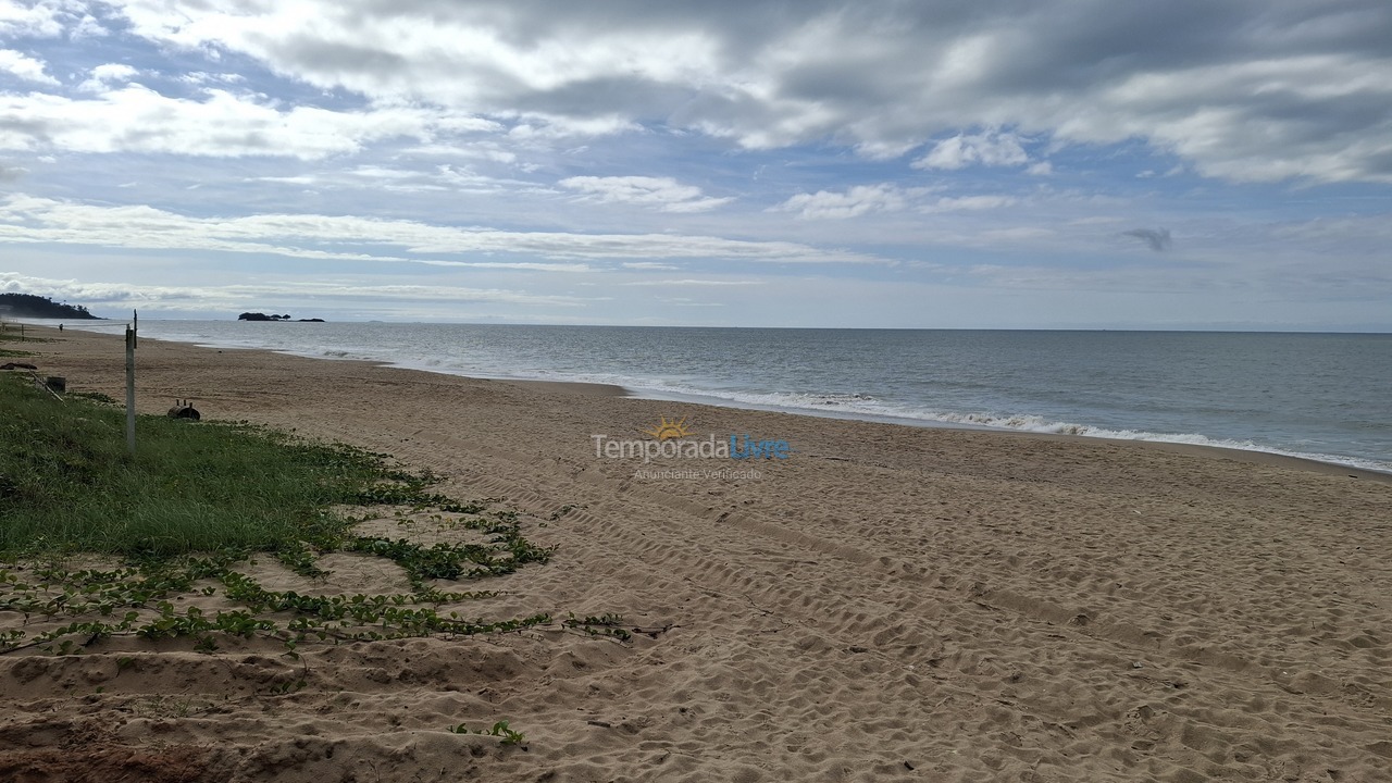 Apartamento para aluguel de temporada em Balneário Piçarras (Itacolomi)