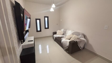 Alquiler vacacional en Bombas – Casa con piscina