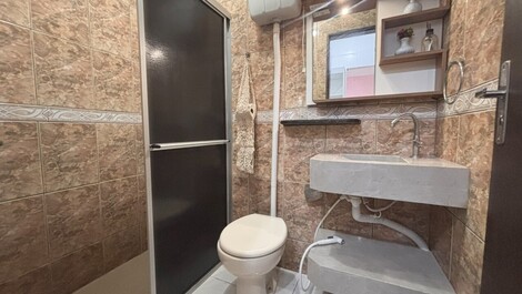 Alquiler vacacional en Bombas – Casa con piscina