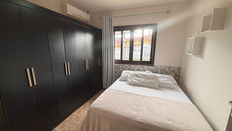 Alquiler vacacional en Bombas – Casa con piscina