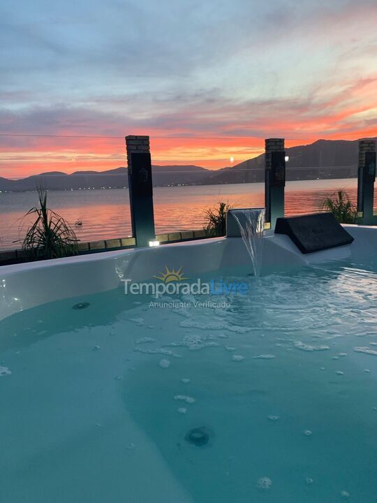 Casa para aluguel de temporada em Florianópolis (Barra da Lagoa)