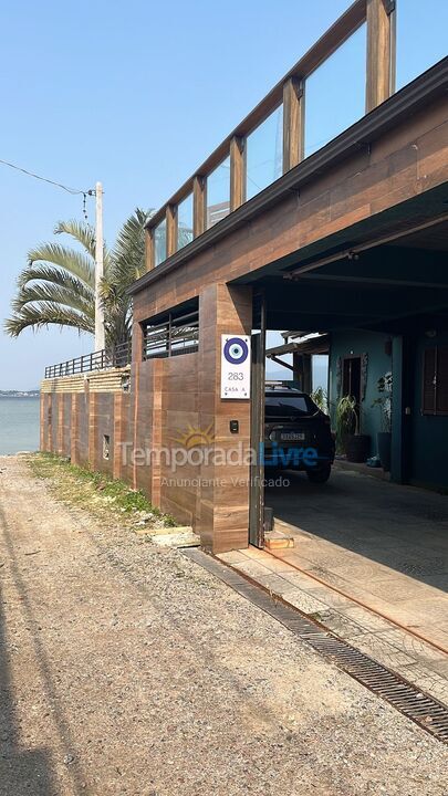Casa para aluguel de temporada em Florianópolis (Barra da Lagoa)