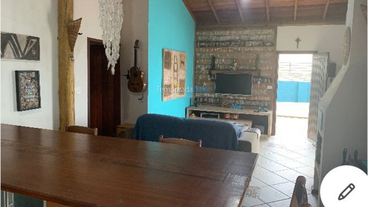Casa para aluguel de temporada em Florianópolis (Barra da Lagoa)