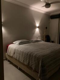 Apto com lazer completo para até 8 pessoas 350 metros da praia